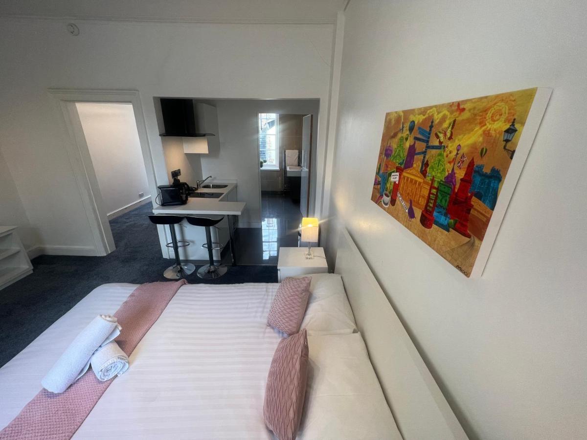 Sun Street Aparthotel Lancaster Extérieur photo
