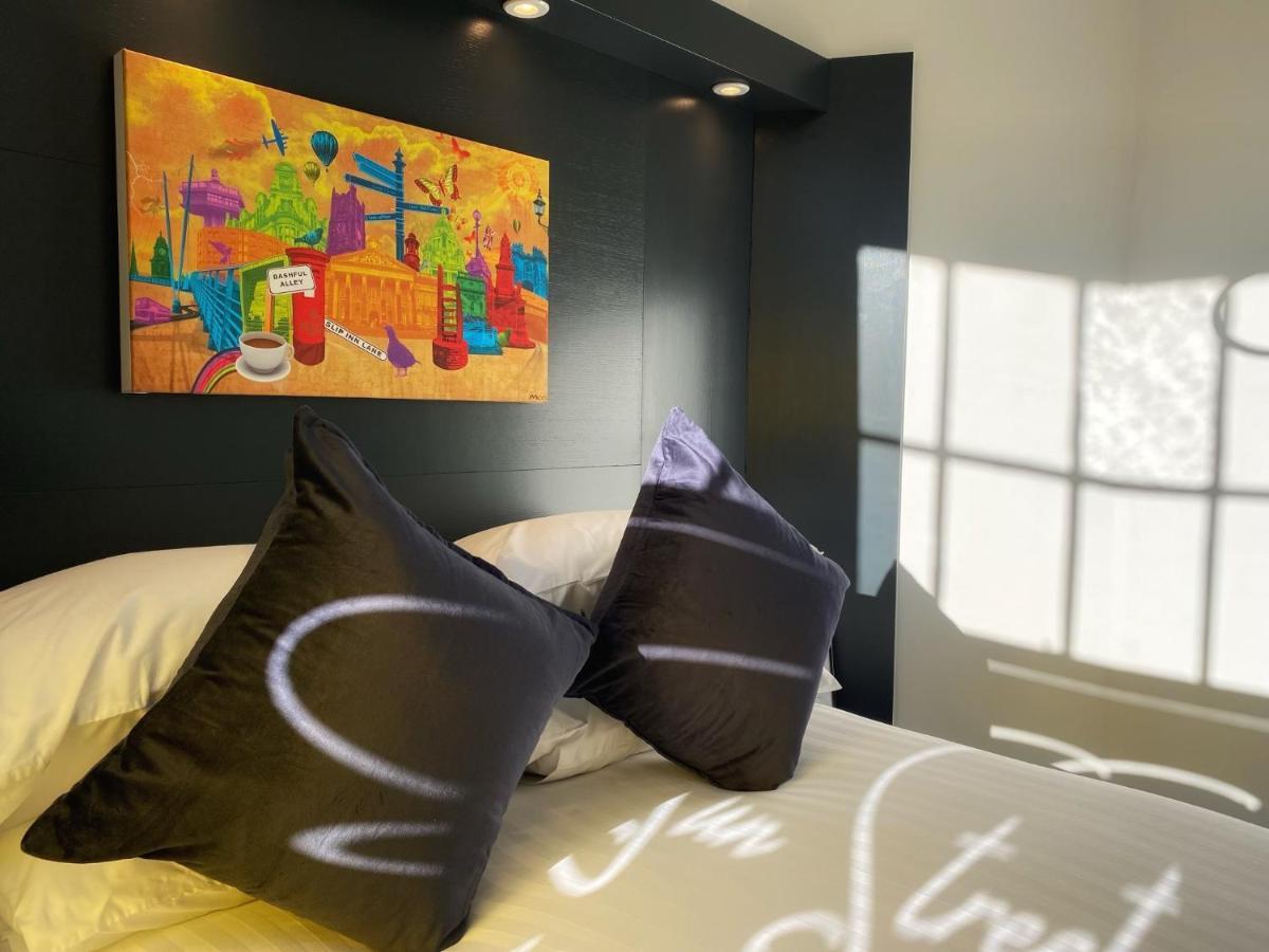 Sun Street Aparthotel Lancaster Extérieur photo
